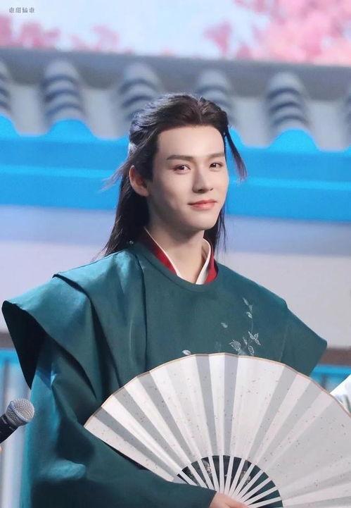 小说一线吃瓜娱乐圈,娱乐圈幕后风云录  第2张